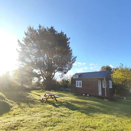 Nuit Insolite En Tiny House Questembert Exterior photo